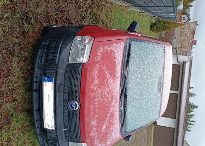 Grajewo ogłoszenia: Witam,sprzedam fiata Pandę 1.1 .Auto po wymianie sprzęgła,...